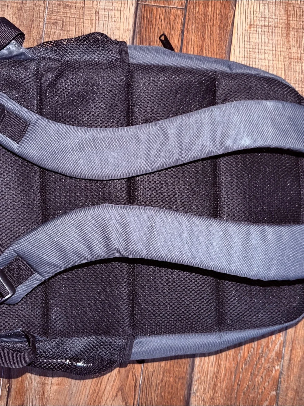 Targus Gray Laptop Backpack with Front Zipper Pocket
